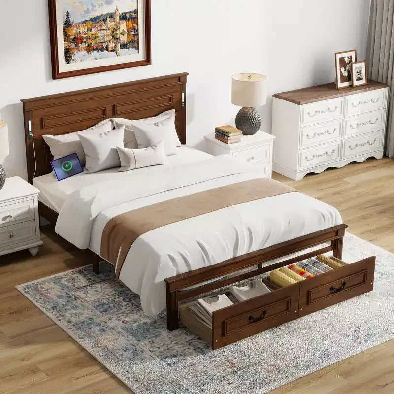 Letto matrimoniale in legno con testiera e pediera alte, 2 cassetti portaoggetti