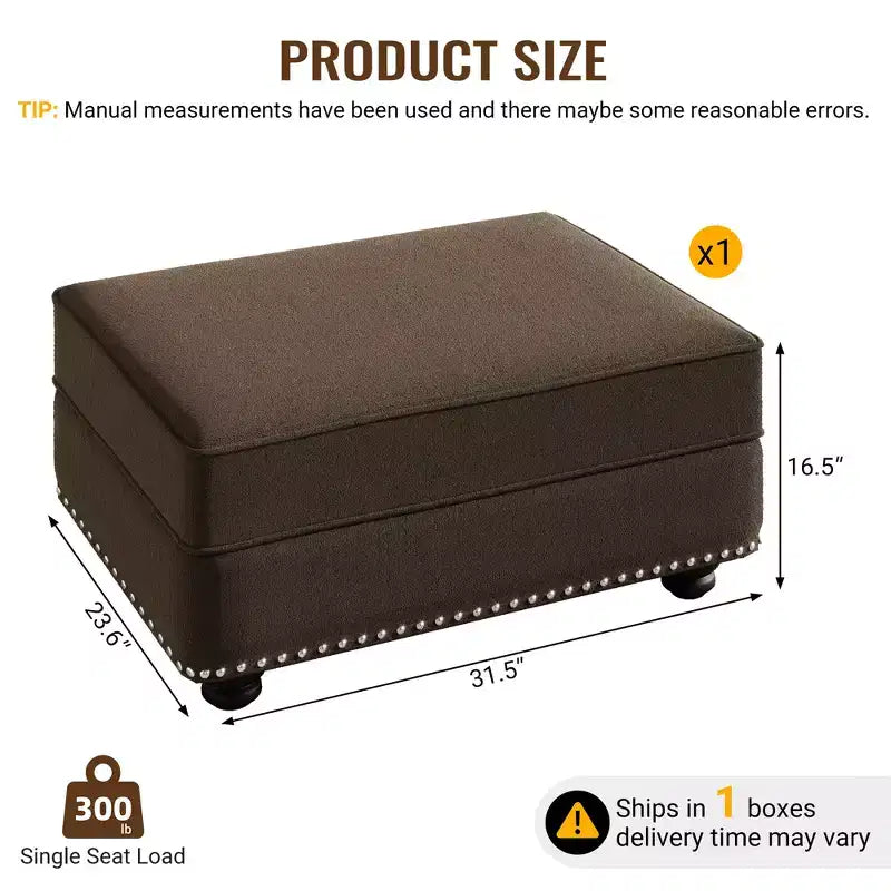 Pouf rivestito in velluto con borchie decorative